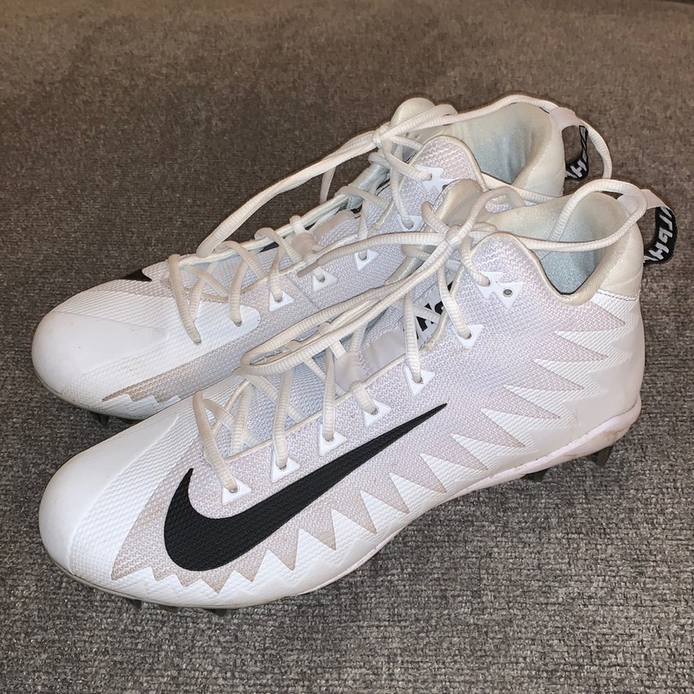Nike Alpha Menace Cleats